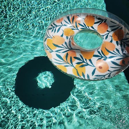 Studio De Charme En Provence, Piscine Et Jacuzzi Partages Le Luc Exterior foto
