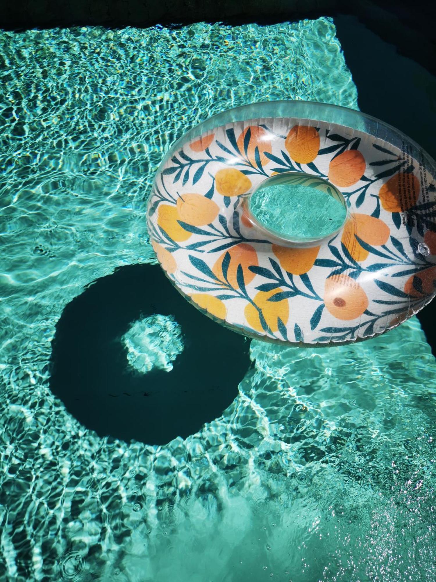 Studio De Charme En Provence, Piscine Et Jacuzzi Partages Le Luc Exterior foto